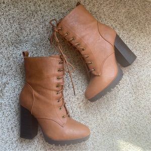 CHARLOTTE RUSSE Lace Up Brown Block Heel Boots Size 6
